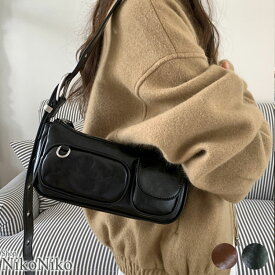 ダブルポケット ベルトショルダー ワンハンドルバッグ【即納】レトロ 鞄 カバン かばん バッグ 斜め掛けバッグ ミニバッグ 横長バッグ 小さめ 合成皮革 ダブルポケット レディース 韓国 Y2Kファッション 韓国ストリート 流行り トレンド かわいい