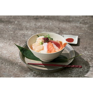 ����̍ʂ�C�N���̋�i12�l�O�j