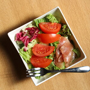 食器 おしゃれ 皿 ランチプレート サラダボウル 大きい おしゃれ (750ml クラウン形) 食器 無地 陶磁器 皿 キッチン 【白磁 ホワイト レンジOK 食洗機対応 カフェ レストラン 強化磁器 アウトレ