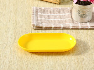 楕円皿(シリコン製)【プレート 皿 スタック オーバル 割れない 軽い シンプル おしゃれ レンジOK アウトレット 取り皿】