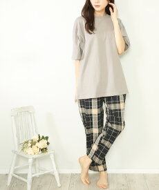パジャマ レディース 綿100％ 半袖 半袖長ズボン 夏用 夏 かわいい ルームウェア Tシャツ 長パンツ 大きいサイズ 快適 睡眠 天竺 サッカー 通気性 吸汗 無地 チェック ストライプ 丸首 上下セット セットアップ 入院 産後 M LLL 2L Roomsuppli ルームサプリ 72416