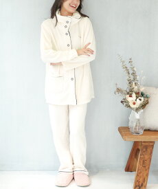 ＼MAX50％OFF！FINAL SALE／ パジャマ レディース 冬 もこもこ 長袖 あったか 暖かい 冬用 前開き ルームウェア 着る毛布 かわいい 可愛い 上下セット 無地 シンプル 襟付き 2wayネック 大人用 マイクロフランネル ふわもこ ふわふわ Room Suppli M〜L 77338 佐川