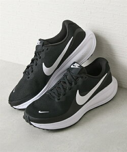 C V[Y NIKE iCL Xj[J[ {[V8 REVOLUTION 8 26.0-30.0cm 傫TCY Y jbZ nissen