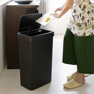 ZT[JS~ (50L 6226)@jg@[J[E