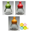 スパイス瓶 ふた付 3本入（緑、赤、オレンジキャップ付き、1本ずつ）【香辛料透明びん 丸瓶】ガラス瓶 保存瓶 調味料 …