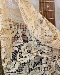 大きな花柄の洗えるレース【ベージュ】NB2453T日本製(福井県産)