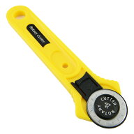 【当店内2個以上ご購入で送料198円→0円！】ロータリー カッター 28mm 布 裁断 円形 替刃式 左右両用 ク…