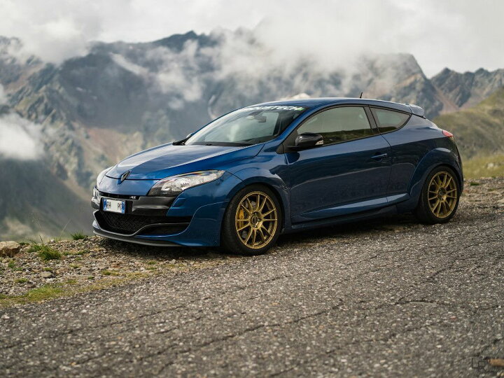 楽天市場】ULTRALEGGERA アルミホイール 4本セット 18インチ 18x8.0J 