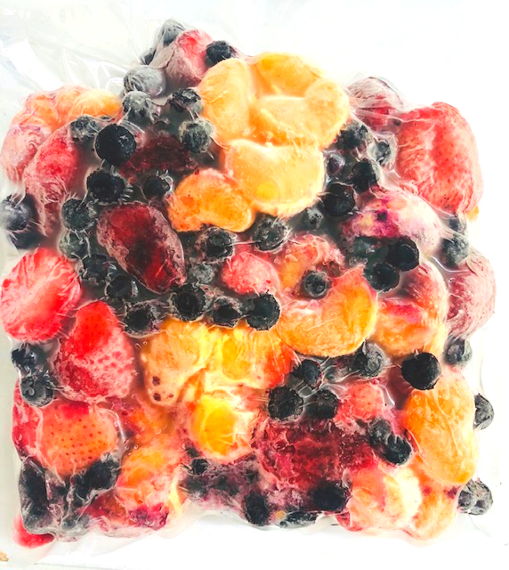 送料無料 国産冷凍フルーツミックス（和歌山、徳島産など）２．１ｋｇ （1050ｇ×２）【消費税込み】国産 完熟フルーツ をミックスしています。