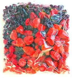 【KIMONO FRUITS】冷凍スリーベリーフルーツ（いちご、ブルーベリー、ラズベリー）1000g　いちご（メキシコまたは、ペルー産）ブルーベリー（チリ）ラズベリー（カナダ、チリ産など）を国内で安心ミックス品　冷凍ミックスベリー