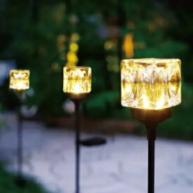 ガーデンライト キューブガラス プレスガラス エクステリア キューブシェード ガラスシェード 透明感 クリスタル 可愛い おしゃれ 庭 ガーデン ナイトライト ソーラー充電 ブラック 照明 お庭の照明