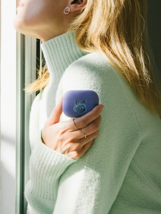楽天市場】【MAISON KITSUNÉ / メゾン キツネ】 【NATIVE UNION / ネイティブユニオン】 COOL TONE FOX HEAD CASE FOR AIRPODS PRO Case : nouvelle 楽天市場】【MAISON KITSUNÉ / メゾン キツネ】 【NATIVE UNION / ネイティブユニオン】 COOL TONE FOX HEAD CASE FOR AIRPODS PRO Case : nouvelle