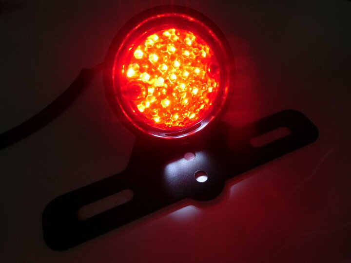 楽天市場】バイク用/汎用 LEDテールランプ/スモール⇔ブレーキ 連動/白色ナンバー灯&ステー付き/アメリカン ビンテージ カスタム : アーリアショップ楽天市場店 楽天市場】バイク用/汎用 LEDテールランプ/スモール⇔ブレーキ 連動/白色ナンバー灯&ステー付き/アメリカン ビンテージ カスタム : アーリアショップ楽天市場店
