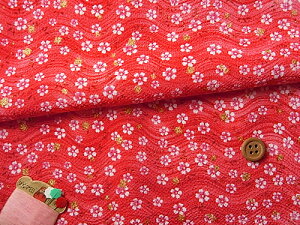 ちりめん生地・波にゆれる小桜(赤) 10cm単位 切り売り