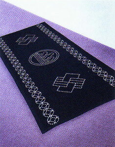 �h���q�L�b�g�E�e�[�u���Z���^�[�i�g�E���j