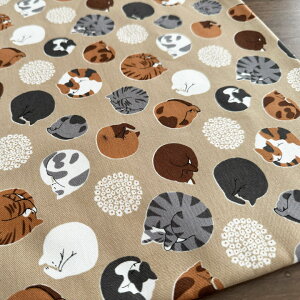 【10センチ単位】猫柄 生地 布 手まり猫 オックス コットン100%【2】ベージュ 商用利用可 ねこ柄 ネコ おしゃれ 個性的 かわいい/手まり猫10cm