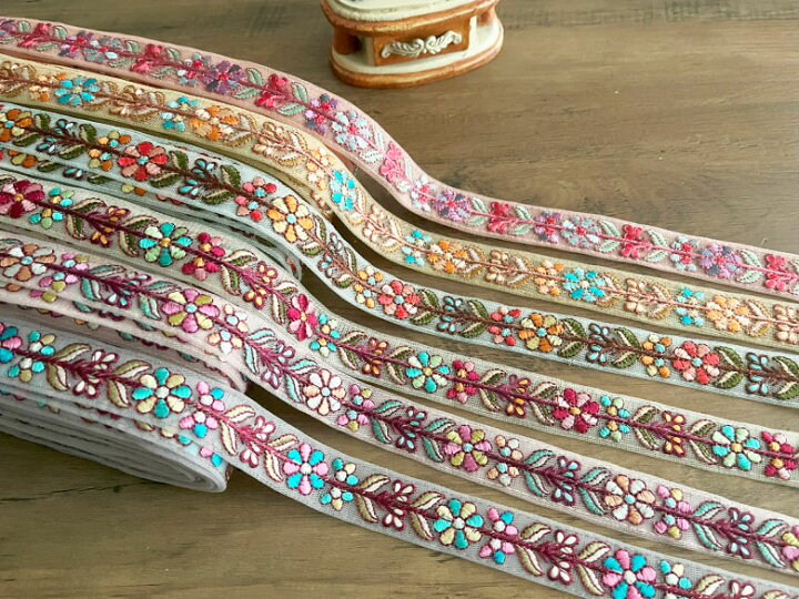 楽天市場】22mm幅 インド刺繍リボン【10センチ単位】花柄 チロリアン 