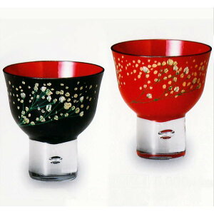 ガラス 清酒グラス ペア ぐいのみ かすみ草 会津塗り 漆塗り 黒内朱 朱 夫婦 結婚祝い 2個【ギフト・内祝い・成人内祝い・結婚内祝い・新築祝い・お返し】【RCP】