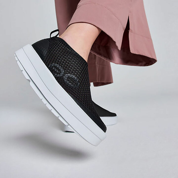 楽天市場】ウーフォス 厚底 リカバリーシューズ OOFOS OOmega Chukka 
