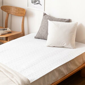 萩原 敷きパッド アイボリ ー 約100×205cm デコ ール イブル キルティング シングルサイズ 洗濯 機OK 滑り止め付き ゴムバンドなし 無地