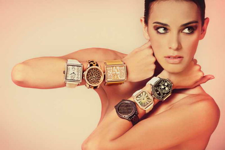 楽天市場 送料無料 フェイスアワード レディース 腕時計 ミント Faceaward 時計 レディースウォッチ レザーブレスレット スワロフスキー Pl Bk Mtl Fa006s2 芸能人 多数着用 ブランド ジルコニア アクセサリー ジュエリー セレブ カジュアル ファッション セレカジ