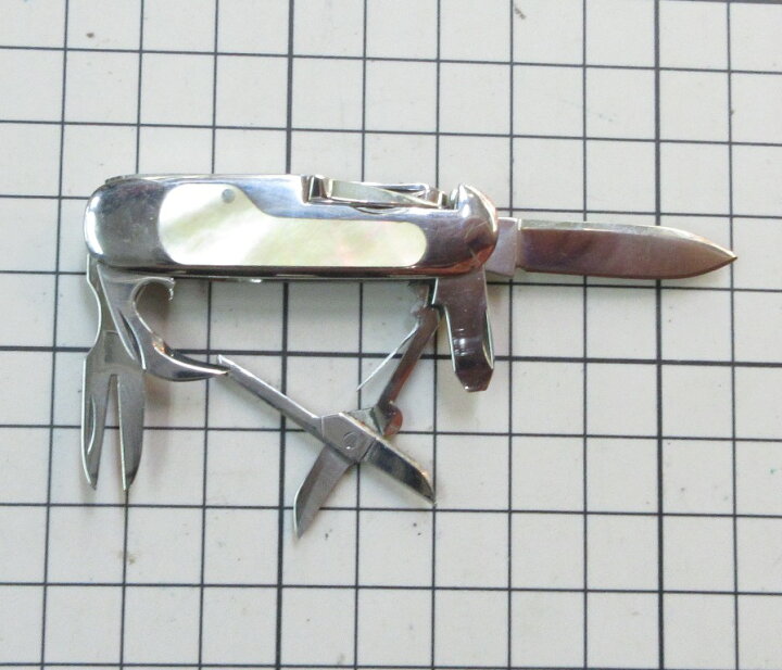 楽天市場】鹿山利明作 カスタムナイフ 豆8丁 インタークレーム ピンク 