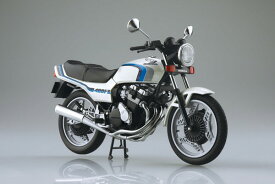 スカイネット 1/12 完成品バイク Honda CBX400F パールシェルホワイト (CBX550F Ver.)