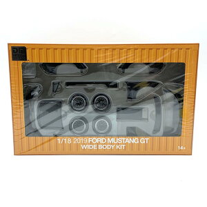 _CLXg}X^[ 1/18 }X^O 2019 Ch{fBANZT[pbN}bgubN 61005ACC