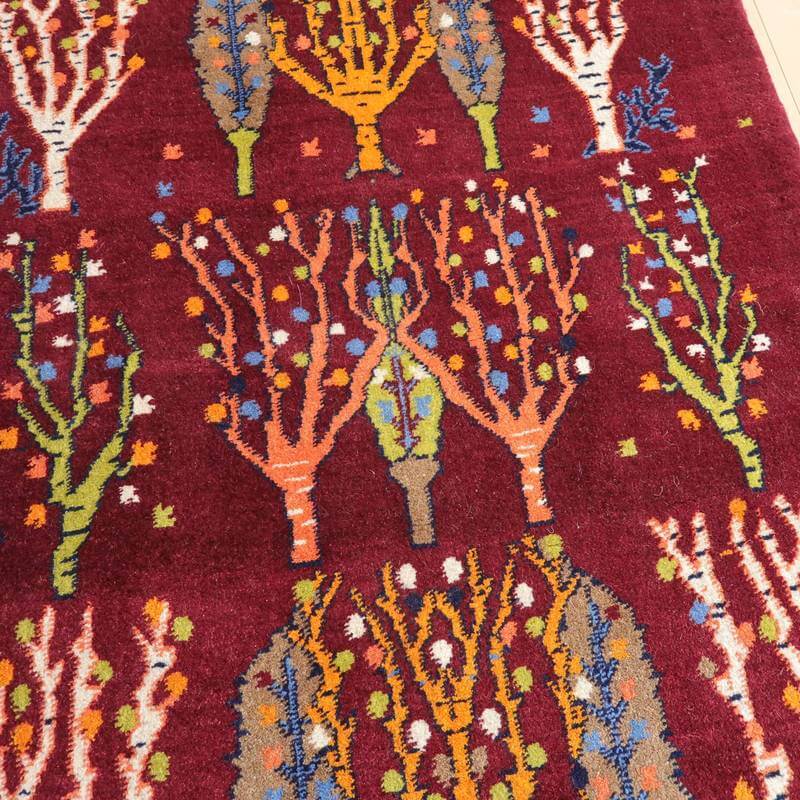 楽天市場】ギャッベカシュクリ イラン製 128×84cm 手織り 天然 ウール