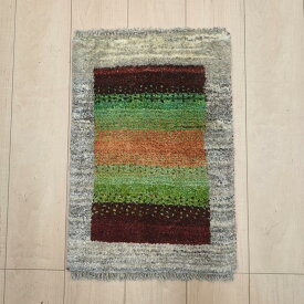 ギャッベ イラン製 リビングサイズ 60×42cm 手織り 天然 ウール100% 長方形 草木染 おしゃれ かわいい モダン ナチュラル 北欧 ラグ 絨毯 マット ラグマット カーペット ギャベ 床暖房対応 ホットカーペット対応 （HSS-12969）