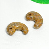 天然石 パワーストーン 糸魚川産 姫川薬石 紅鬱金(ベニウコン) 勾玉約30mm玉レディース メンズ 勝負 恋愛…