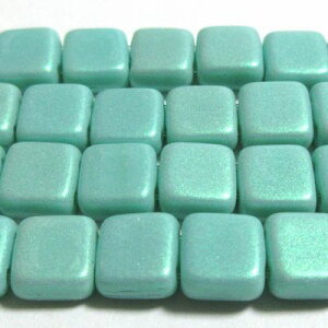 チェコビーズ * スモール フラットスクエア ( 2ホール )* 6mm * ターコイズ アクアグロウ *20個入り