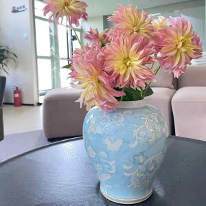 ԕr  F F ` V   IuWF CeA