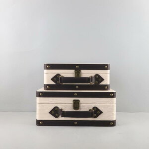 [{bNX fB[X WG[{bNX U[ ANZT[P[X  킢   e Vv _ Q rO