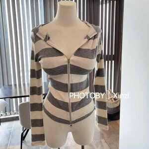 jbg fB[X p[J[ H~ t[ht gbvX   a w@ JWA X^C vI[o[ X|[c EFA ig 킢 O[ ubN