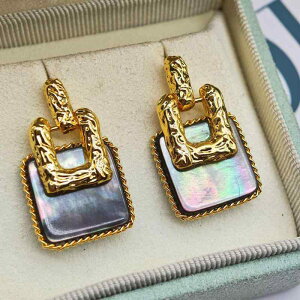 �C�������O ���f�B�[�X ���B���e�[�W�� �o���b�N�� �W���p�[�� �V�F�� �ٌ` �� ���F �� ��F �A�����M�[�Ή� �p�[�e�B�[ �E�F�f�B���O