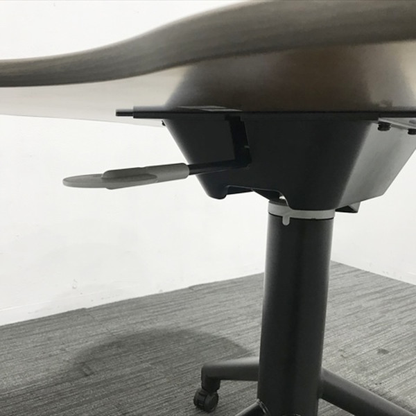 楽天市場】ミーティングテーブル 完成品 天板昇式 ソレイユ 雲型