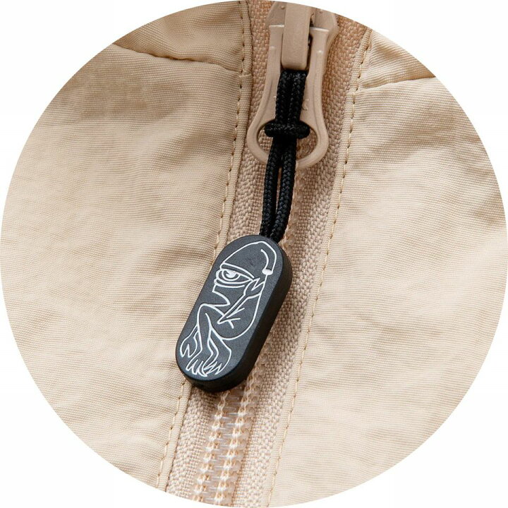楽天市場】【 TOY MACHINE / MATOKIE MONSTER ANORAK PARKA / L 