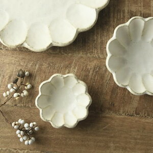 JlR J (։) 8cm{E [{/Z/mH]