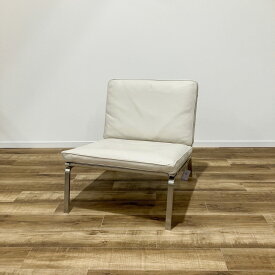 NORR11 Man Lounge Chair ホワイト(幅670×奥行740×高さ750×座面高370（mm）北欧 モダン シンプル ラウンジチェア ソファ)【中古】