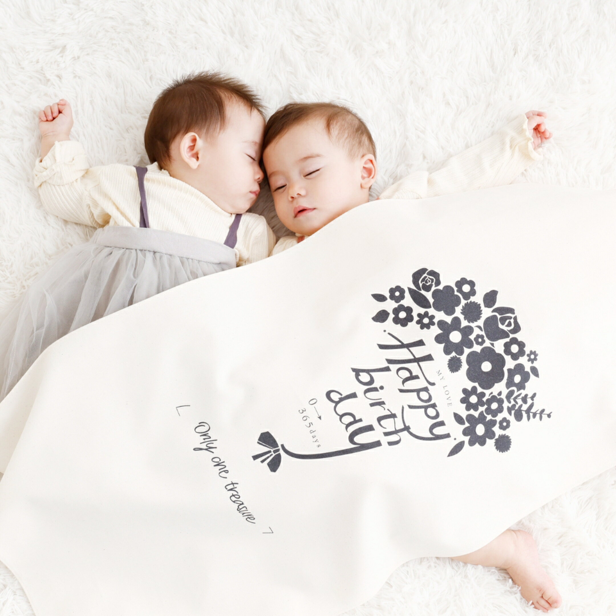 タペストリーで記念写真