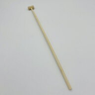 ≪ 当り鉦撞木　本鹿角　中　丸柄 ≫ 全長:36cm 鹿角直径:1.3cm〜1.5cm 材質:竹(丸柄)／鹿角