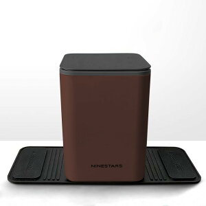 【送料無料】車内ゴミ箱 倒れない車載ゴミ箱 ゴムペース搭載 だるま式構造 急停車対応 振動対応 蓋付き タッチ開閉 3.5L大容量 車内空間に適当なサイズ 助手席/後部座席などに対応 台所使用