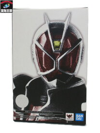 ★S.H.Figuarts(真骨彫製法) 仮面ライダーウィザード フレイムスタイル【中古】[▼]