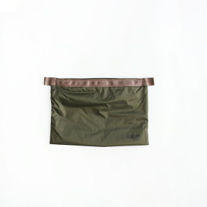 �y100�~�N�[�|���z�z���zcabin zero[�L���r���[��]ULTRALIGHT WASH POUCH 3.5L�@GEORGIAN KHAKI