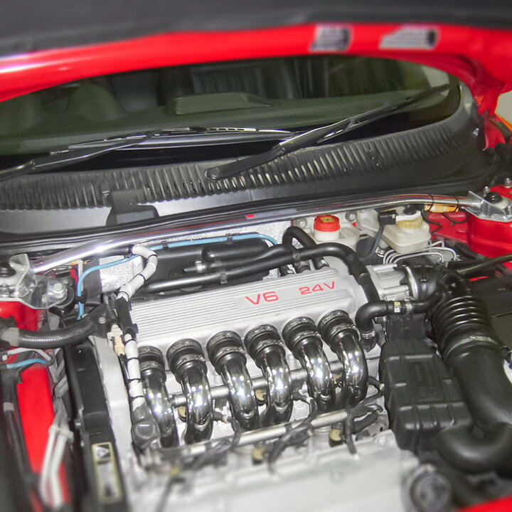 楽天市場】アルファロメオ 147GTA/156/GT2.0 ストラットタワーバー 