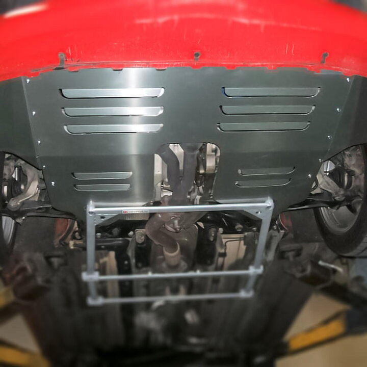 楽天市場】アルファロメオ GT（93720L）アルミ製 アンダーパネル 