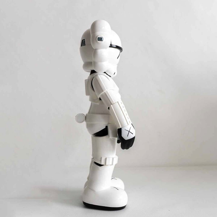 楽天市場】【希少】KAWS × STARWARS【Stormtrooper】MEDICOM TOY 
