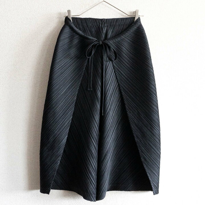 楽天市場】【極美品】 PLEATS PLEASE【プリーツ 変形 パンツ】ブラック  
