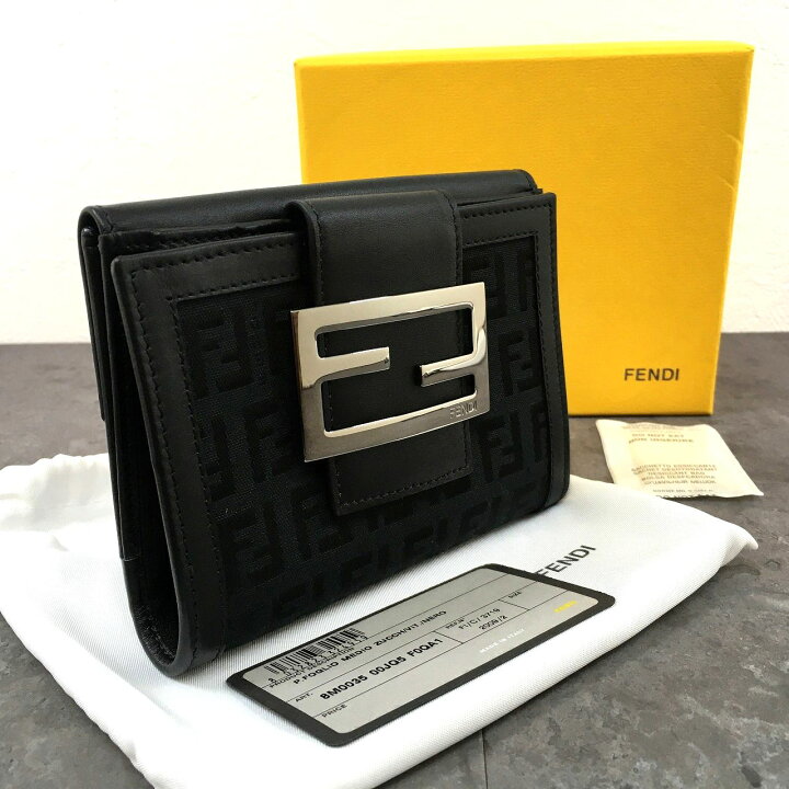 楽天市場】【中古】 送料込み！ 極美品 FENDI Wホック財布 ズッカ柄  